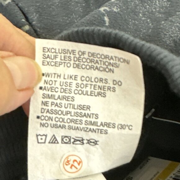 Under Armour NWT Loose Journey Terry Short Women's M Gray Khaki Camo - Picture 12 of 16